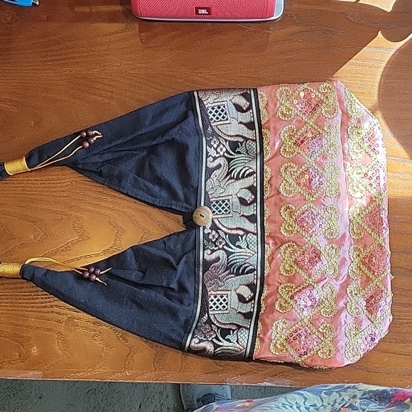 Elephant Cloth Tote - Picture 2 of 12